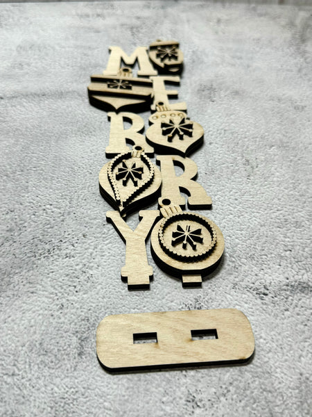 Standing MERRY sign DIY