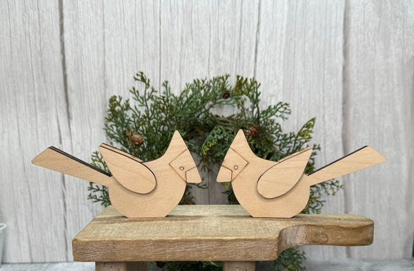 Set of 2 sitting cardinals