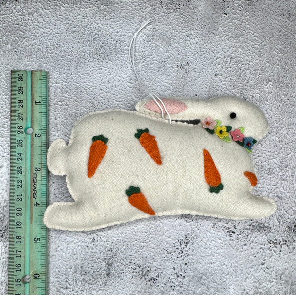 Primitive bunny with carrots and flowers