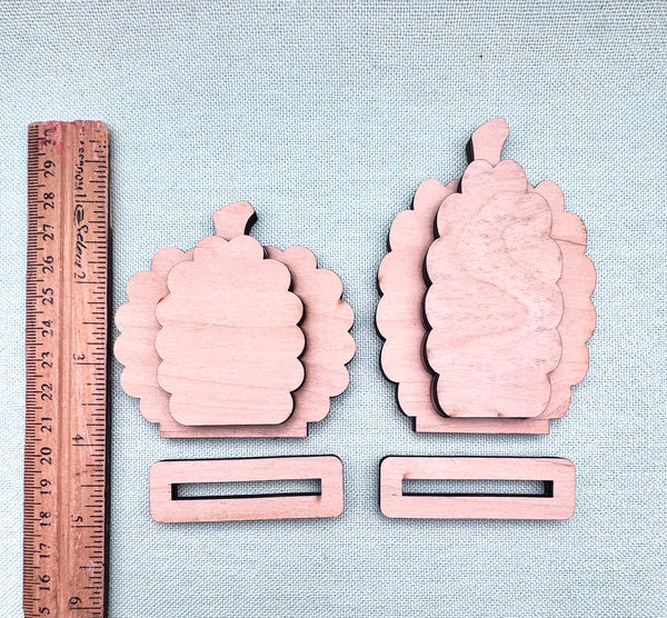 Mini standing scalloped pumpkins DIY kit