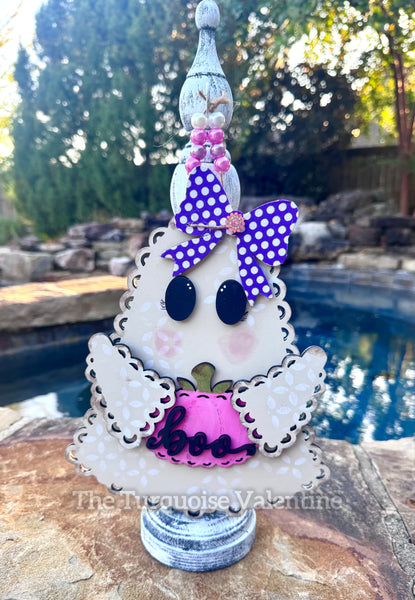 Lace ghost DIY
