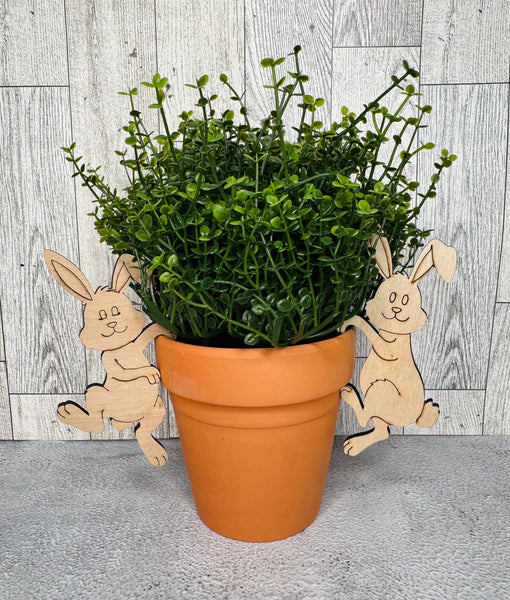Set of 2 hanging bunnies DIY