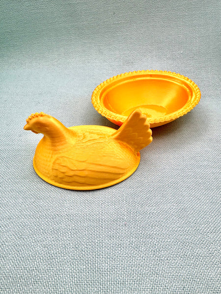 Yellow hen on nest trinket dish