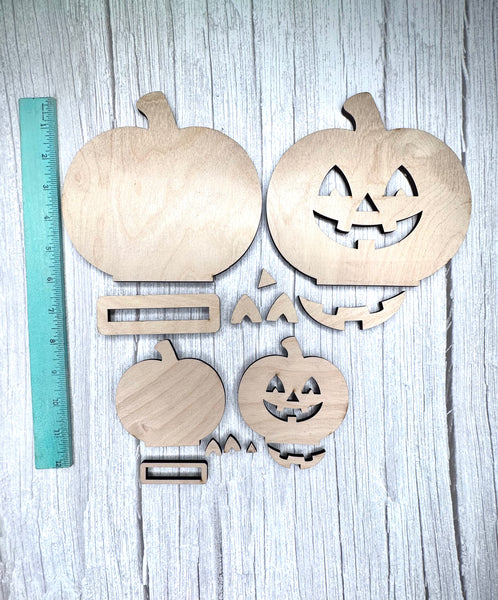 Set of 2 standing Jack o lanterns (reversible)