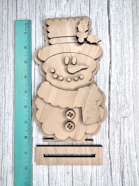 Standing scalloped snowman DIY kit