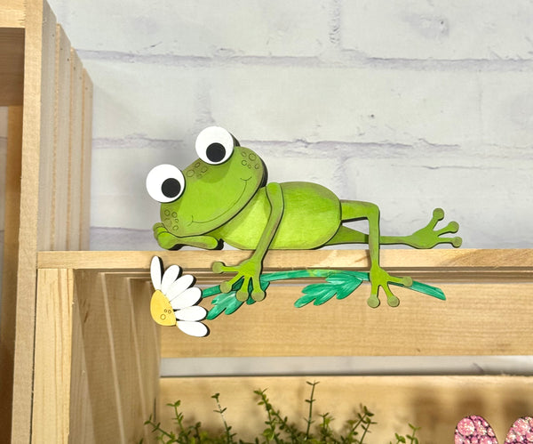 Ledge sitter frog with a flower DIY
