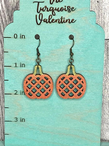 Weave pattern pumpkin earrings