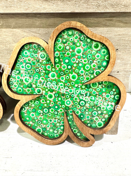 Set of 2 clovers