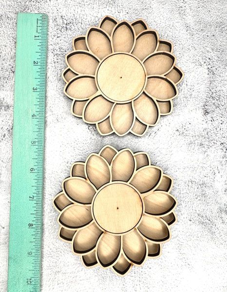 Mini sunflower outline sign set of 2
