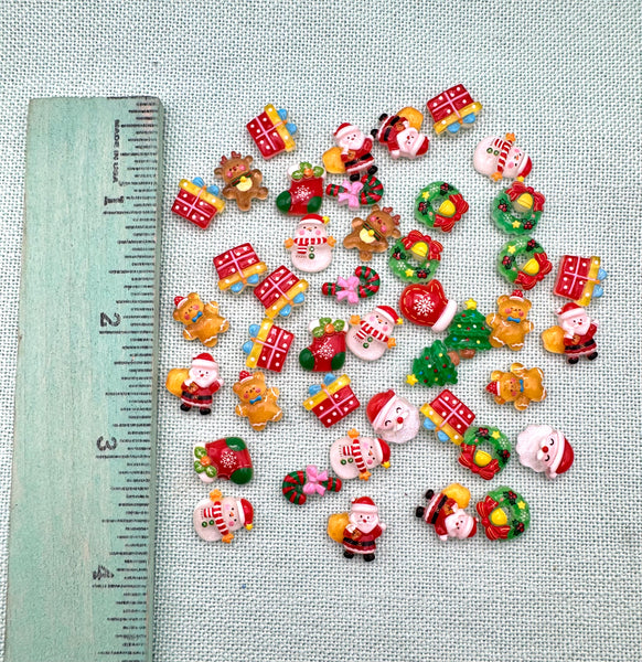 Tiny Christmas themed flatbacks