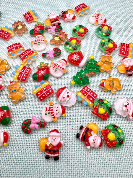 Tiny Christmas themed flatbacks