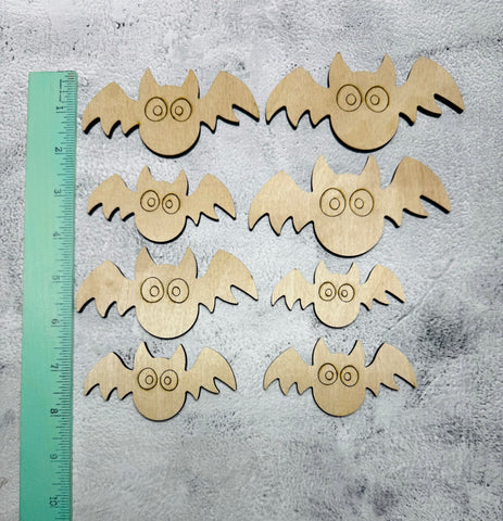 Set of 8 bats