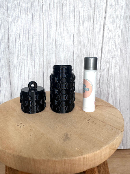 3D printed lip balm holder (black)