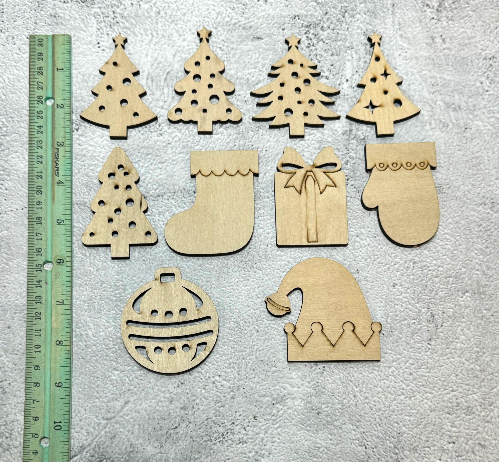 Set of 10 Christmas shapes for crafting