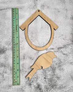 Hanging birdhouse with bird DIY kit