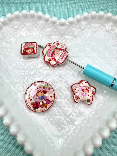 Acrylic Strawberry Shortcake beads (4)