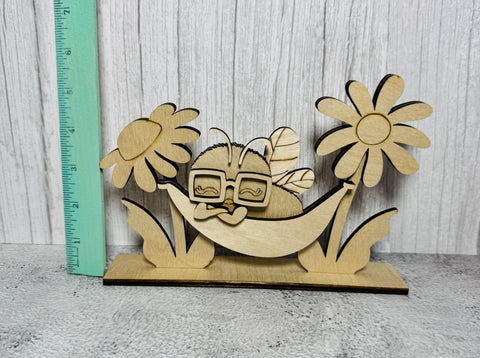 Sleeping bee in a hammock shelf sitter DIY kit